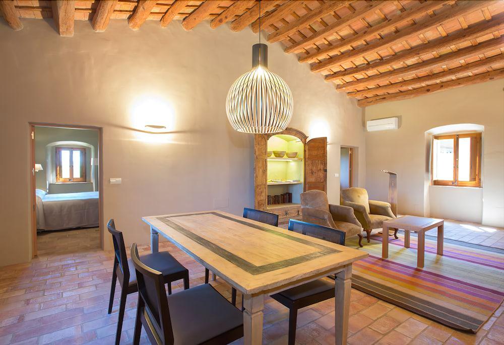 Apartamentos En La Rectoria De Regencos Bagian luar foto