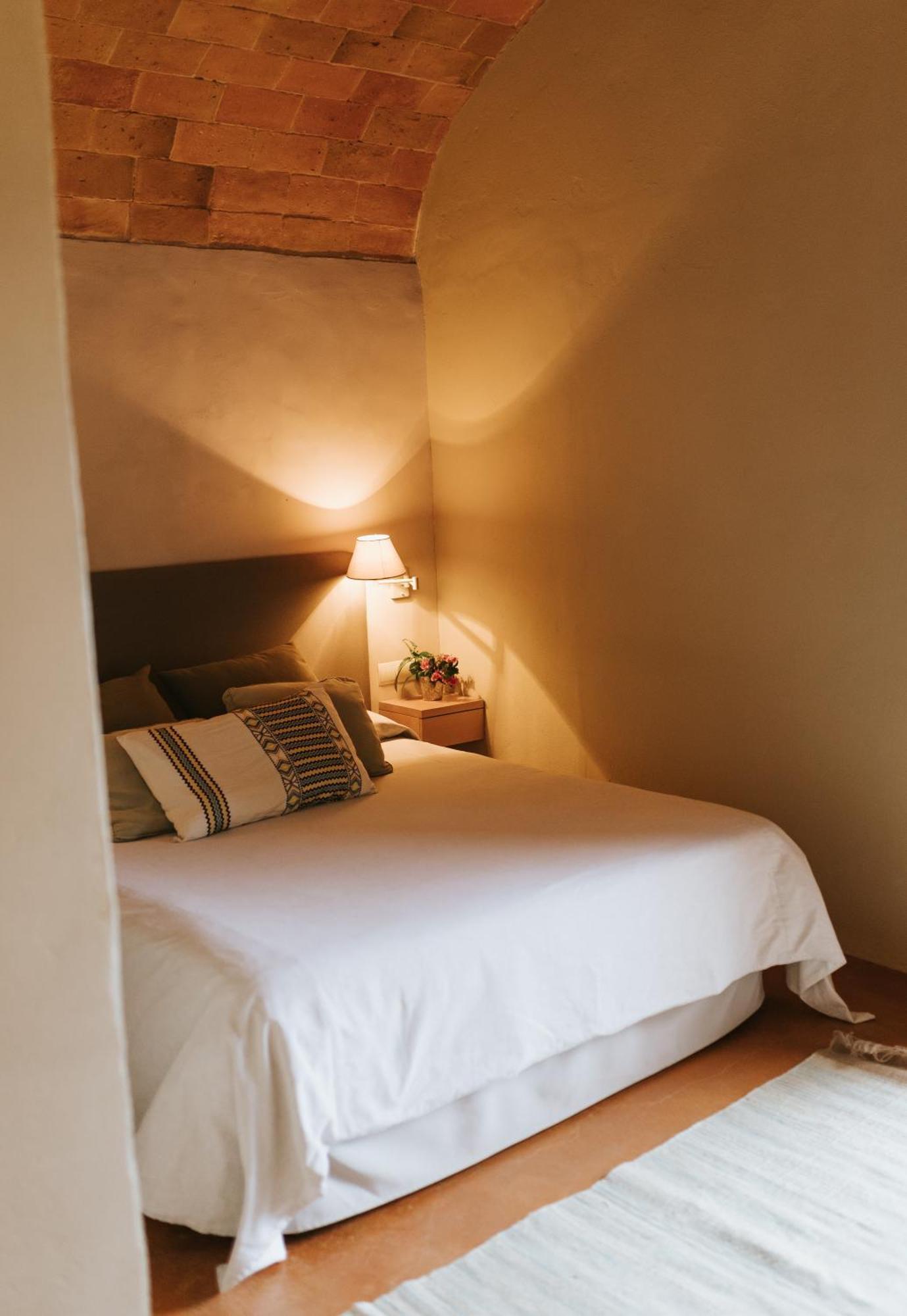 Apartamentos En La Rectoria De Regencos Bagian luar foto