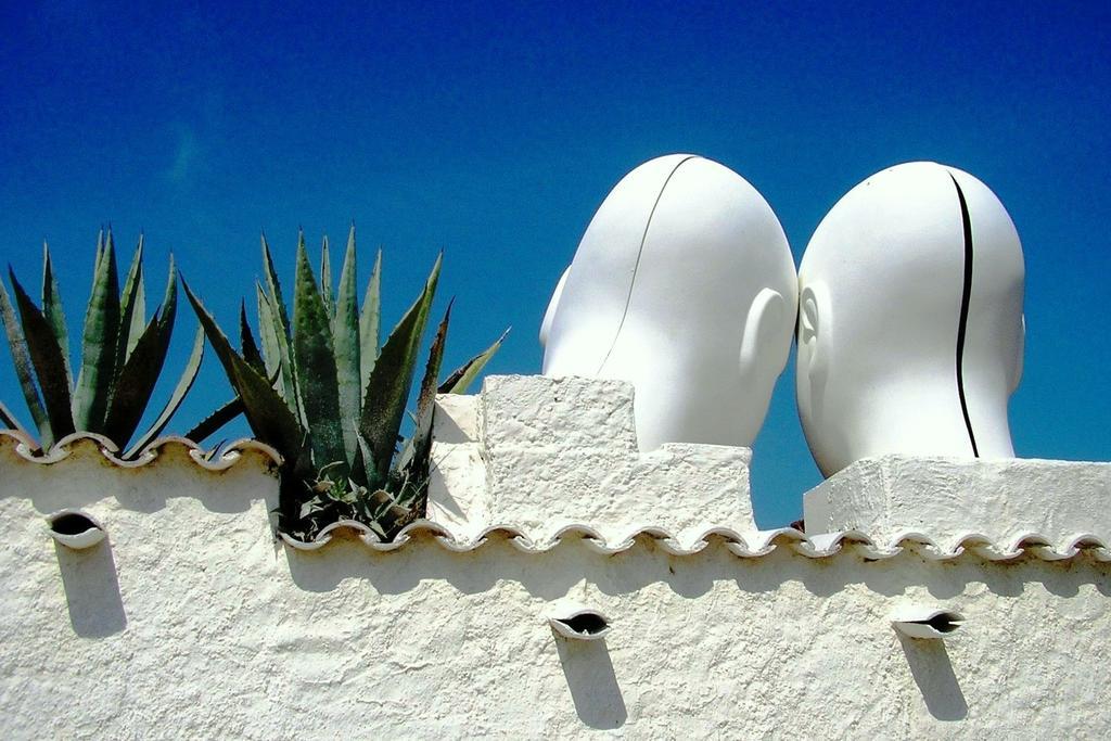Apartamentos En La Rectoria De Regencos Bagian luar foto