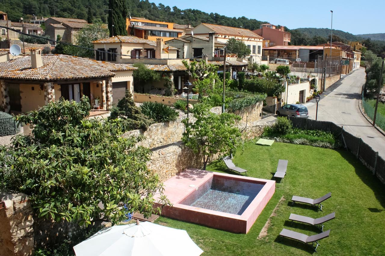 Apartamentos En La Rectoria De Regencos Bagian luar foto