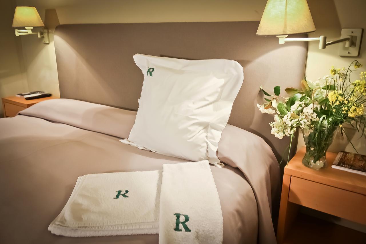 Apartamentos En La Rectoria De Regencos Bagian luar foto